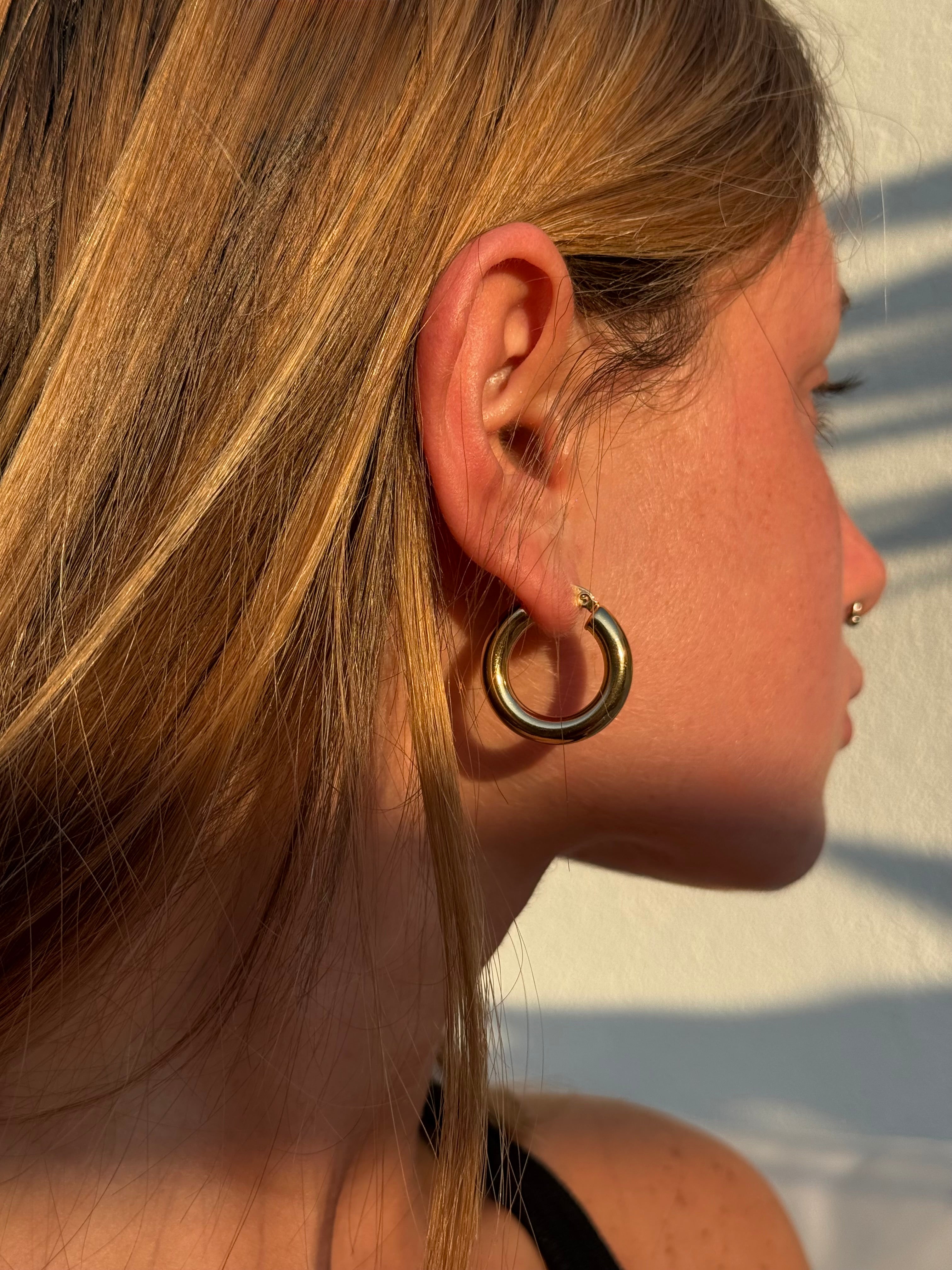 GOLD HOOP S\M\L\XL